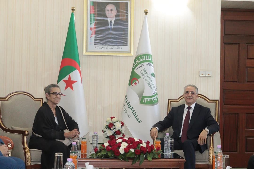 Le président de l'ANIE reçoit la SG du PT
