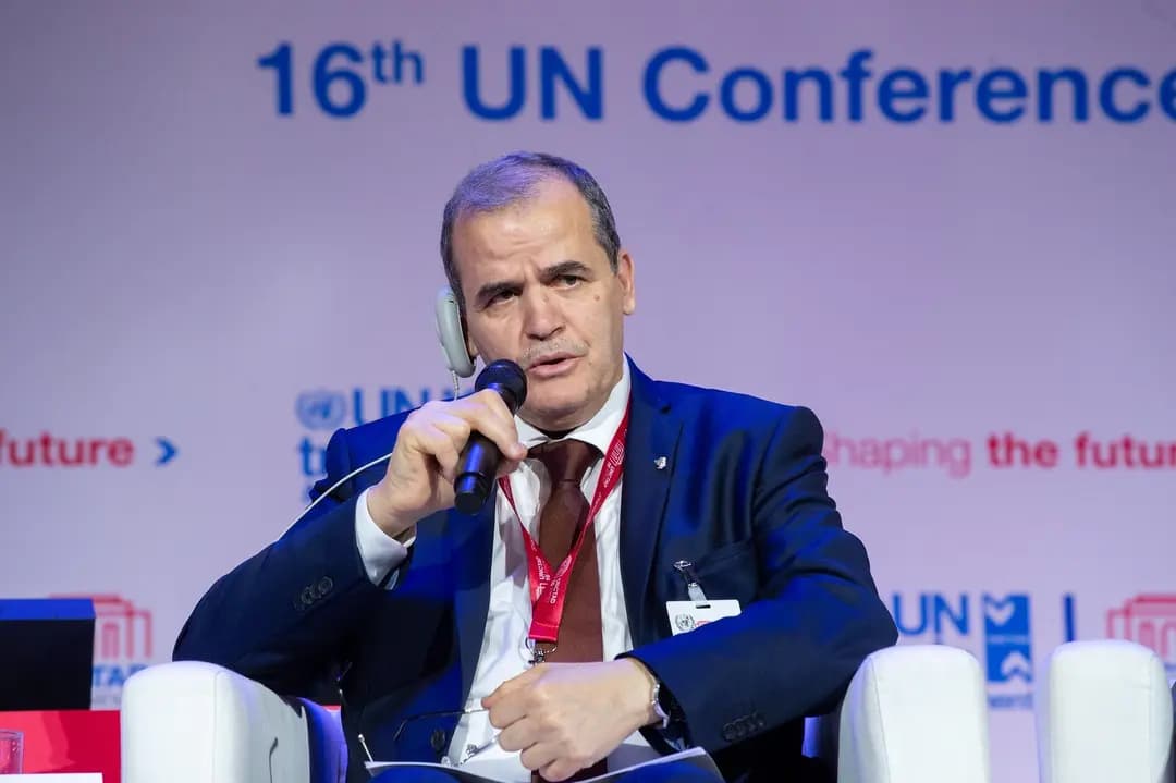 Rezig met en avant depuis Genève le rôle de l'Algérie en tant que trait d'union entre l'Europe et l'Afrique dans les chaînes d'approvisionnement et 
de distribution