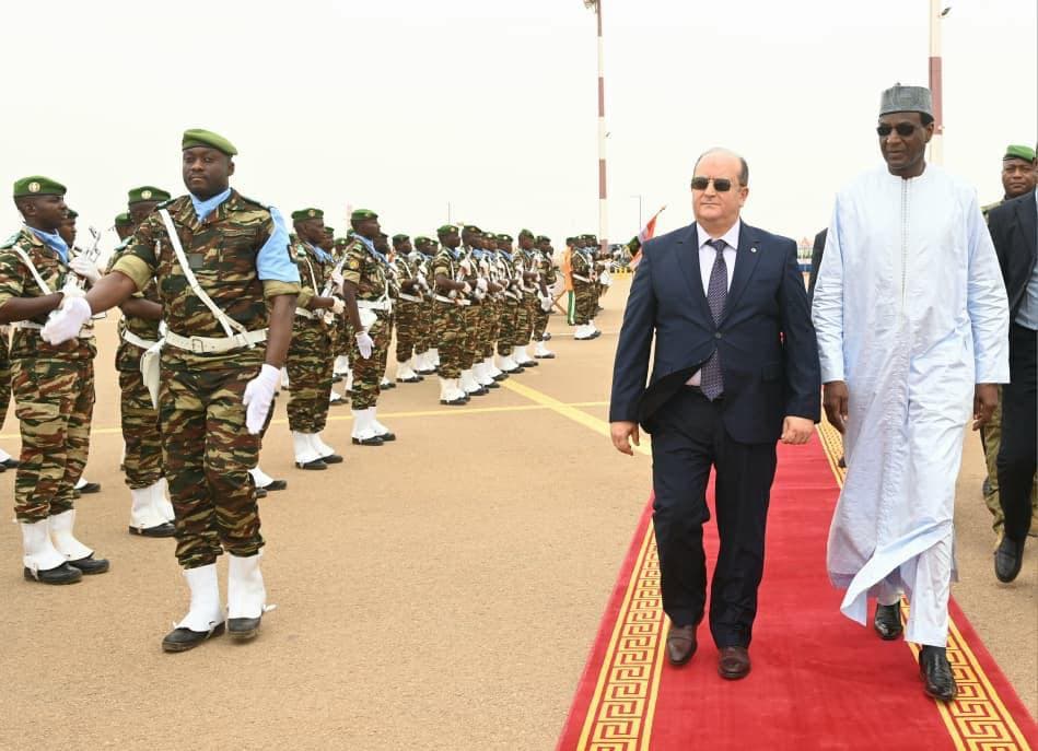 Le Premier ministre quitte Niamey au terme d'une visite officielle au Niger