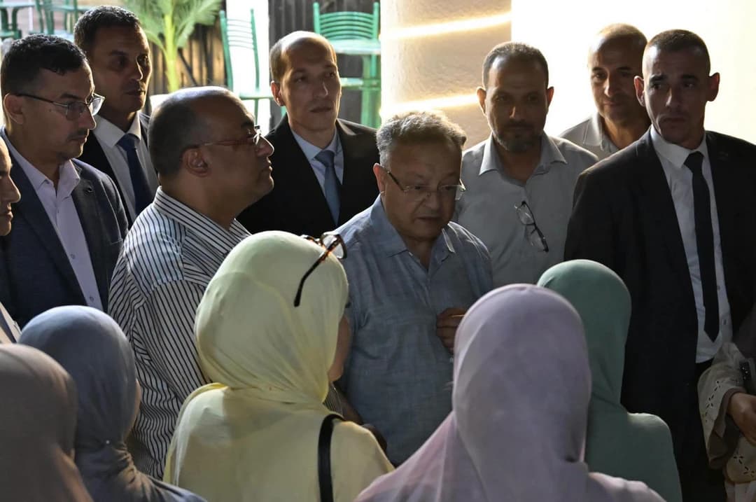 Baddari visite la cité universitaire pour filles "Dely Ibrahim 2" à Alger