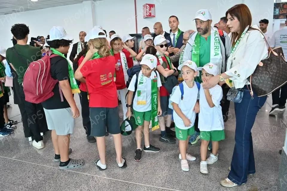 Arrivée en Algérie du troisième et dernier groupe d'enfants de la communauté nationale établie à l'étranger