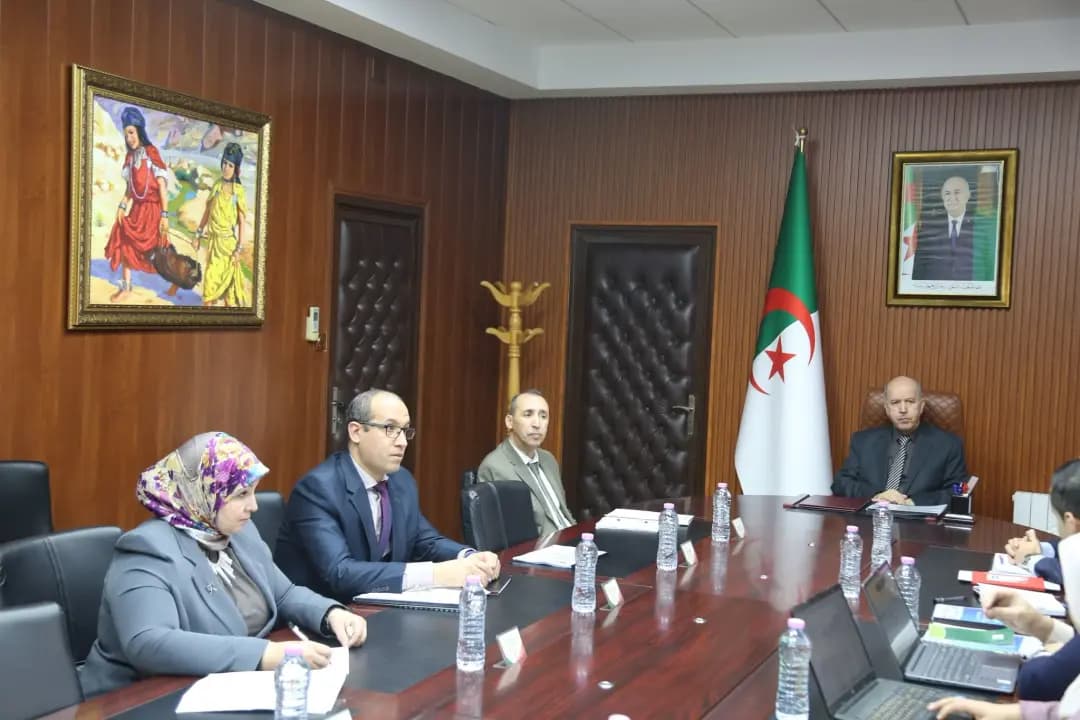 Saihi préside une réunion d'évaluation des activités de PRESTIMED