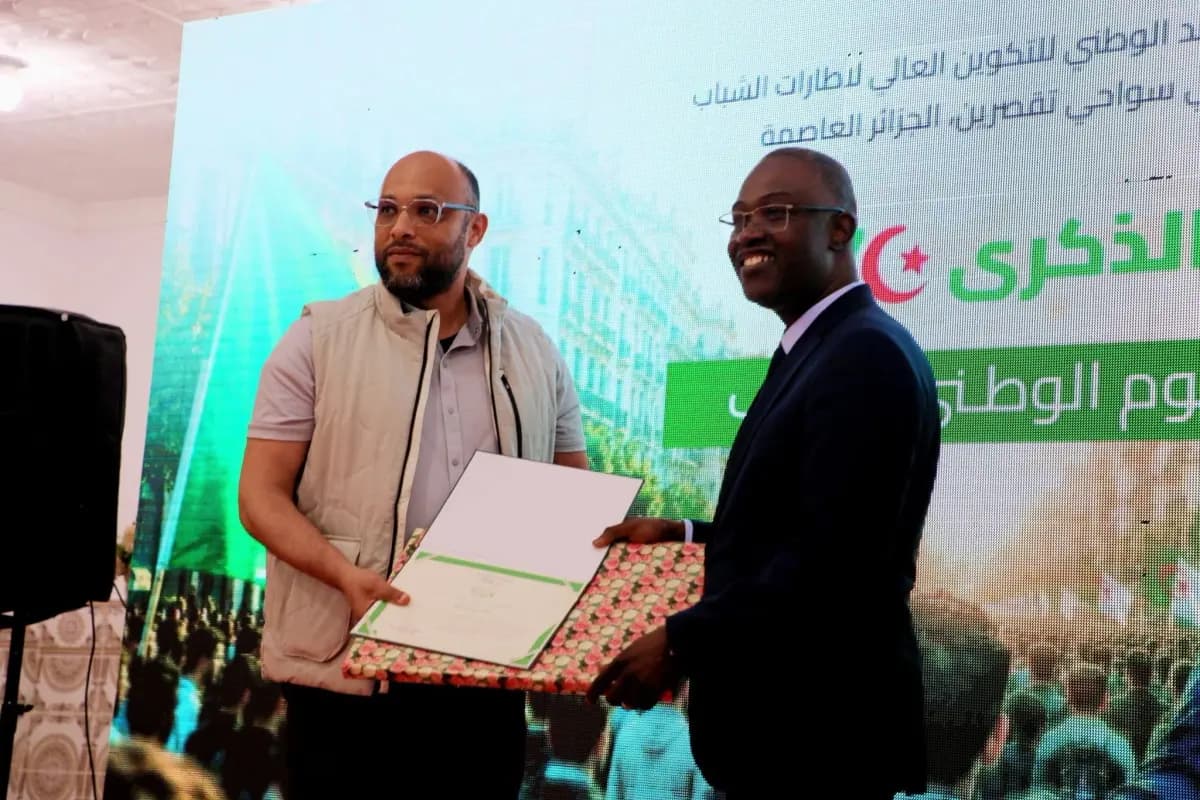 Hidaoui préside à Alger une cérémonie à l'occasion de la Journée nationale de l'étudiant