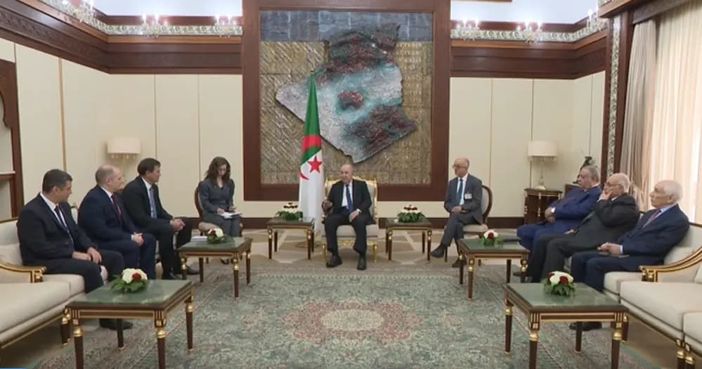 Le président de la République reçoit le ministre des Affaires étrangères de la République de Biélorussie