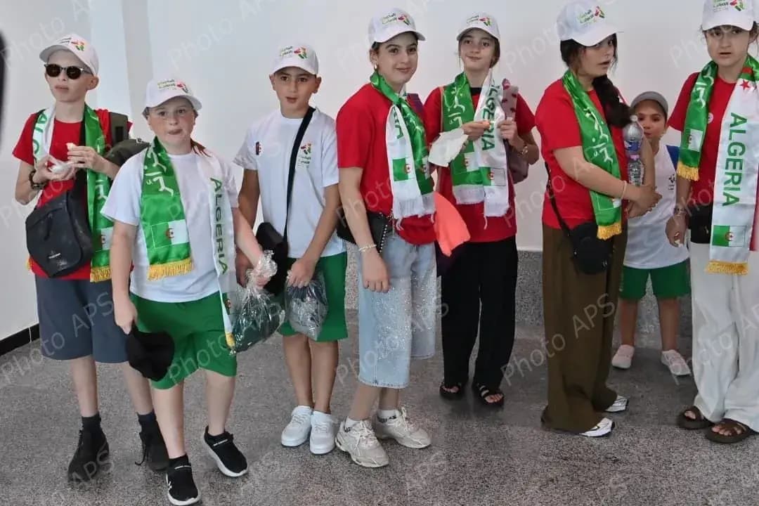 Arrivée en Algérie du troisième et dernier groupe d'enfants de la communauté nationale établie à l'étranger