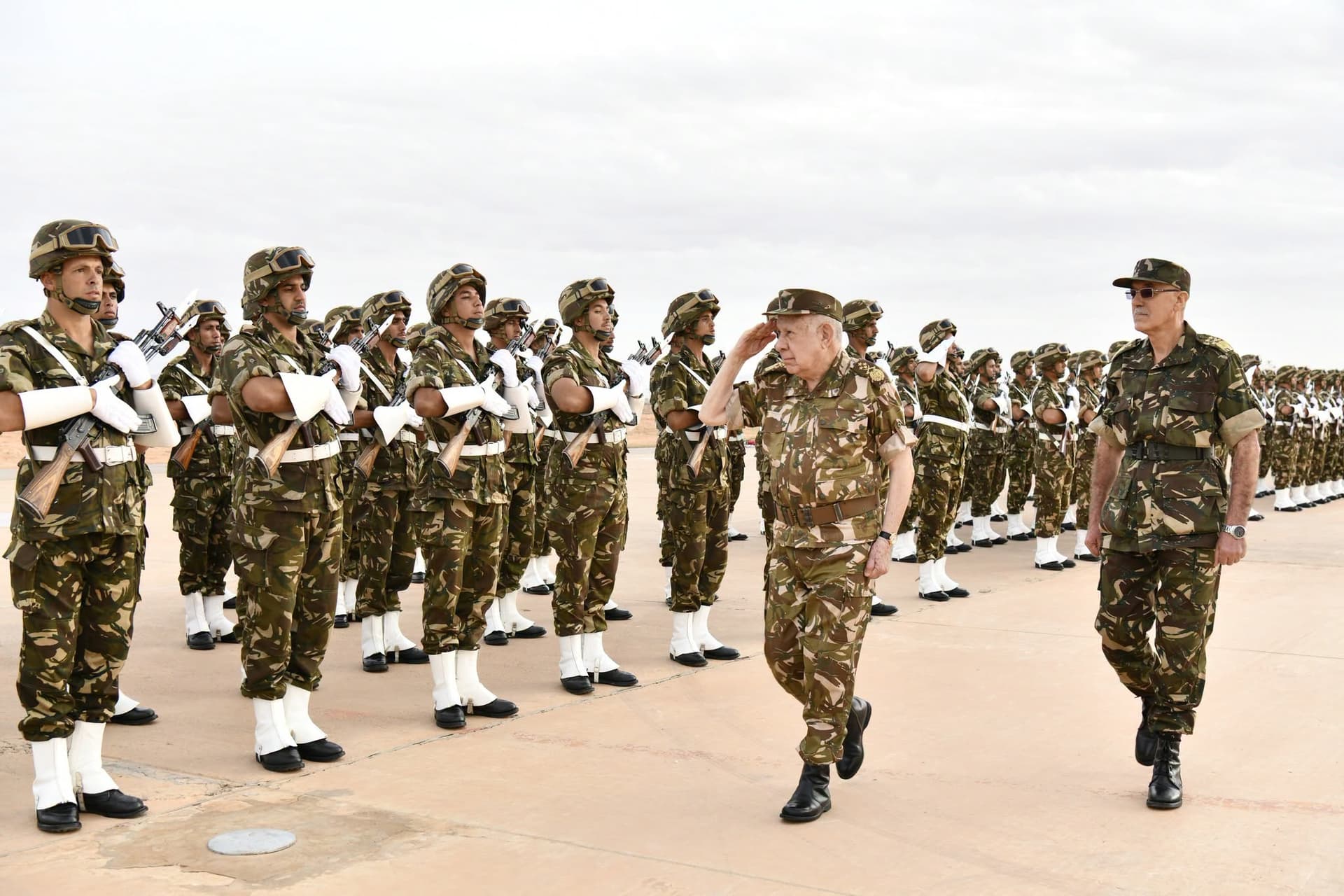 Le Général d'Armée Chanegriha en visite de travail et d'inspection en 3e Région militaire
