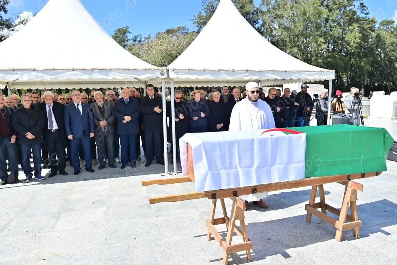 Le moudjahid et ancien diplomate Noureddine Djoudi inhumé au cimetière d'El Alia