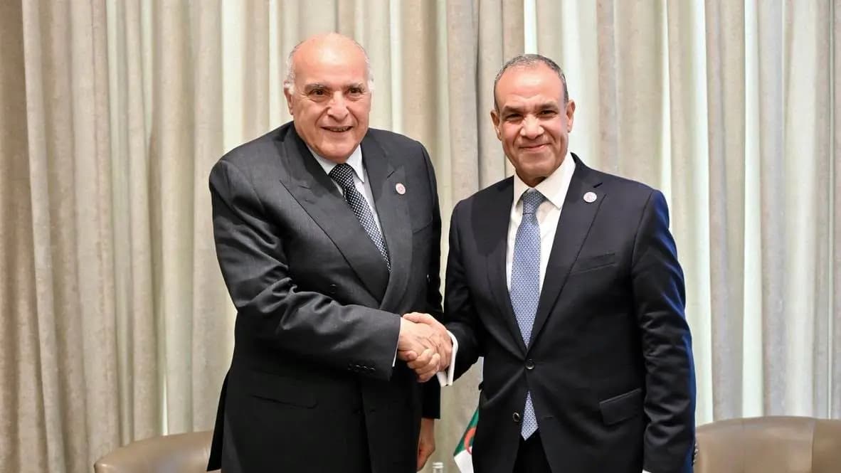 Attaf s'entretient à Amman avec son homologue égyptien
