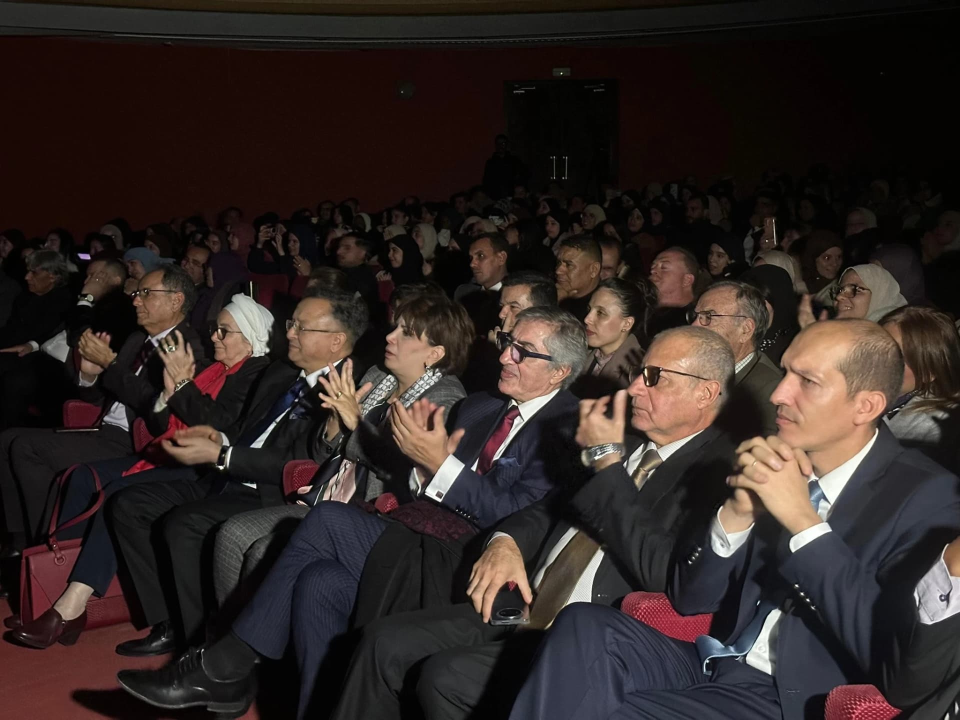 La troisième saison du programme "Théâtre à l'Université" s’ouvre à Alger sur la perspective d’un partenariat entre le secteur de la Culture et celui de l’Enseignement supérieur