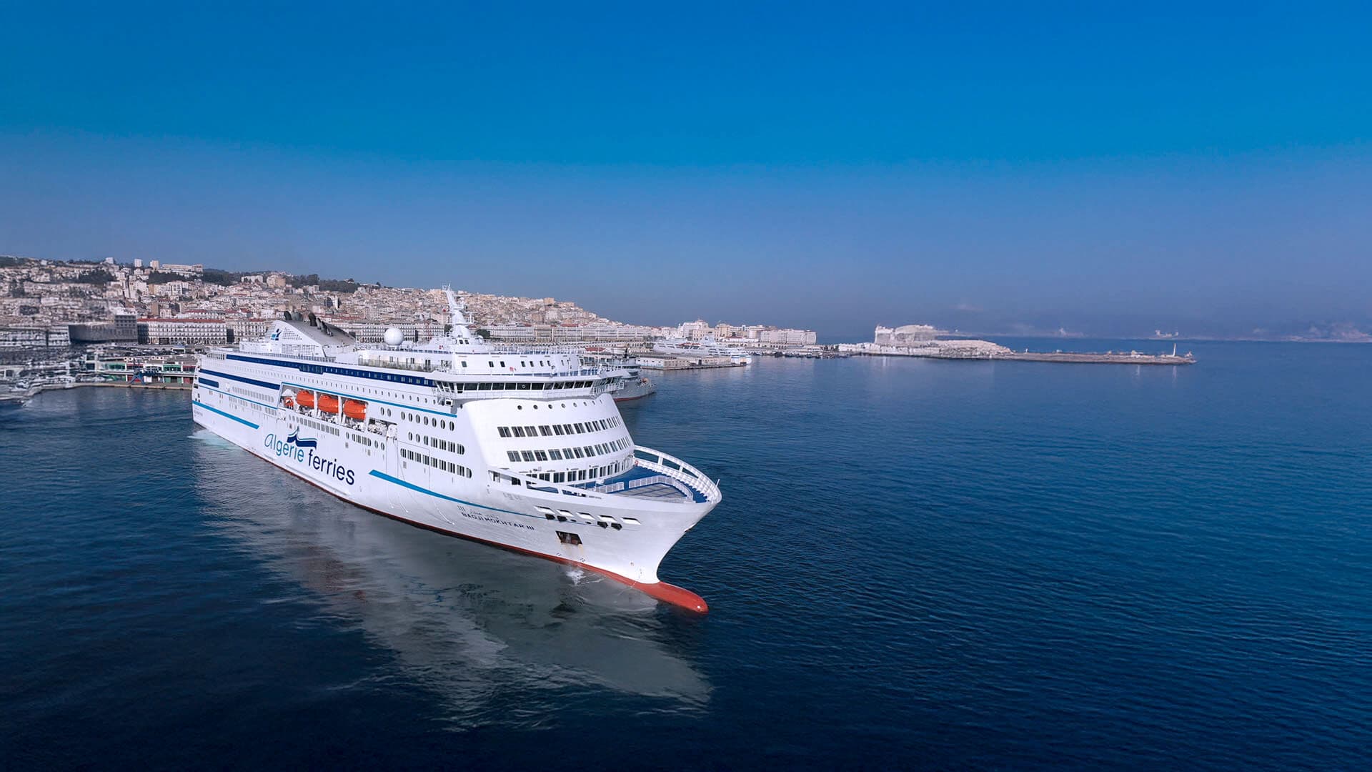 Transport maritime: le navire "Badji Mokhtar III" en arrêt technique programmé en Grèce