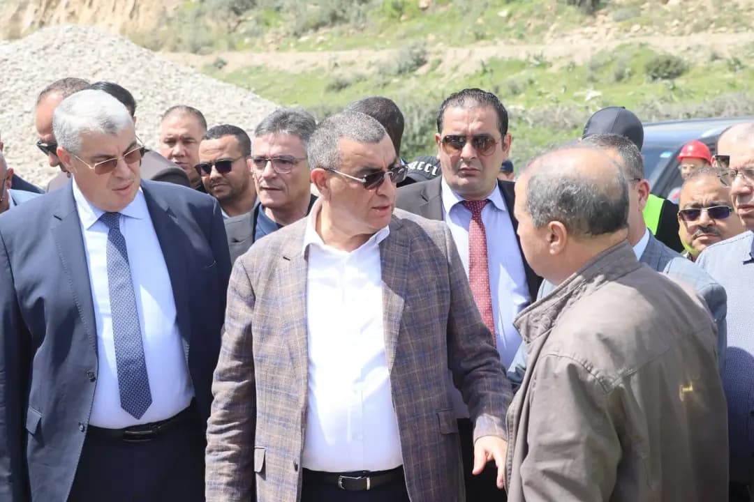 Djellaoui inspecte, à Guelma, les travaux de réalisation de 4 viaducs et d'un tunnel