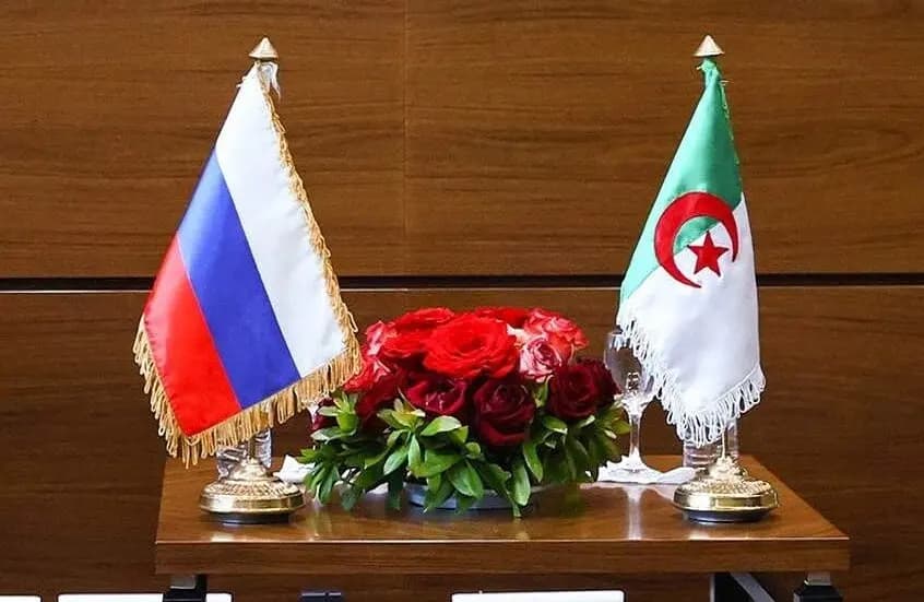 Алжир Россия