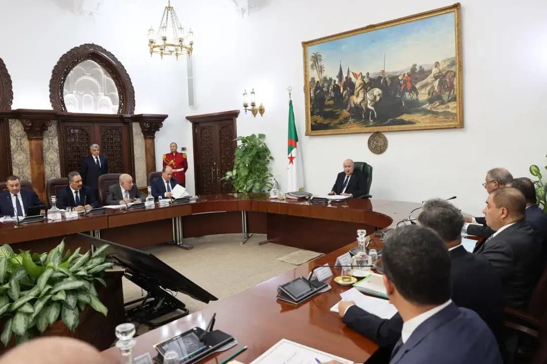 Президент Республики высоко оценивает положительную динамику участия молодёжи в экономическом развитии и предпринимательской деятельности