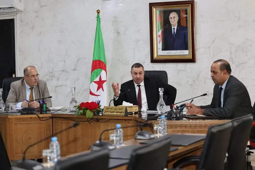 سعيود يضفر اسموثڨ غف وسرمذ ذ واماد ن ومتوي ن وساكات ن تغاولا ذ واكود ن تاريت ذڨ تكروسين يژاڨن ذ تكروسين ن يمسبريذن