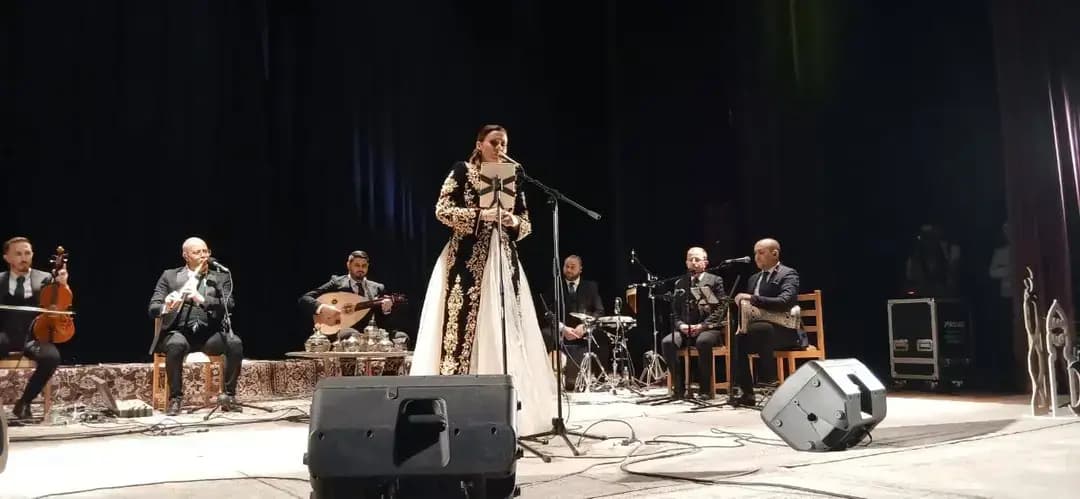 تامديت تاندلوسيت اكد ليلى بورصالي ذڨ وخام ن يذلس « كاتب ياسين "