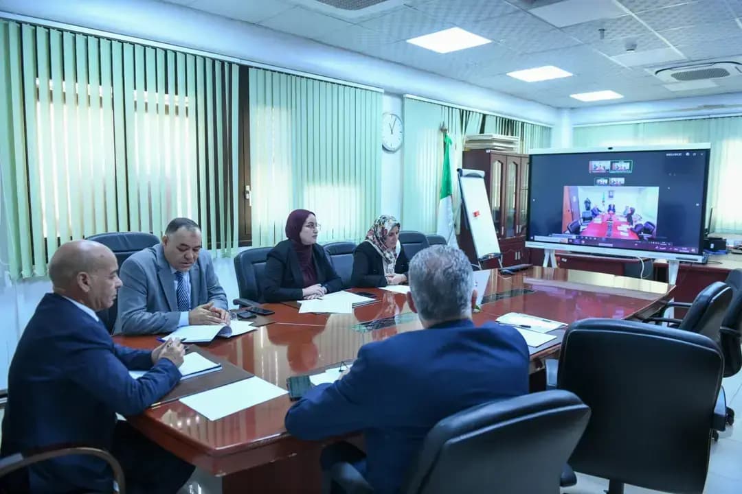 اڨراو اغرفان اغلناو: تيمليليت ن تڨراوت ن تيميدوا تاوامنيت ڨار دزاير ذ انغولا