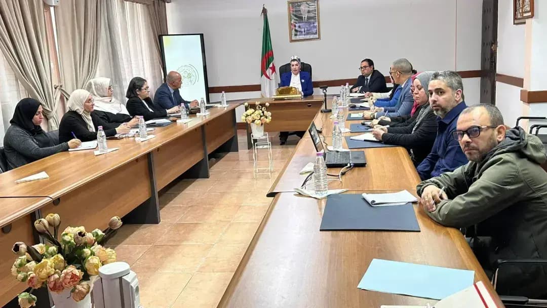 ثاسميلت ثاغليفانت ثوبليڨث يتواكلفن س وضفار لا ثسودس ثيمليليث أي ؤناذي غف واكاثن ن وسموثڨ