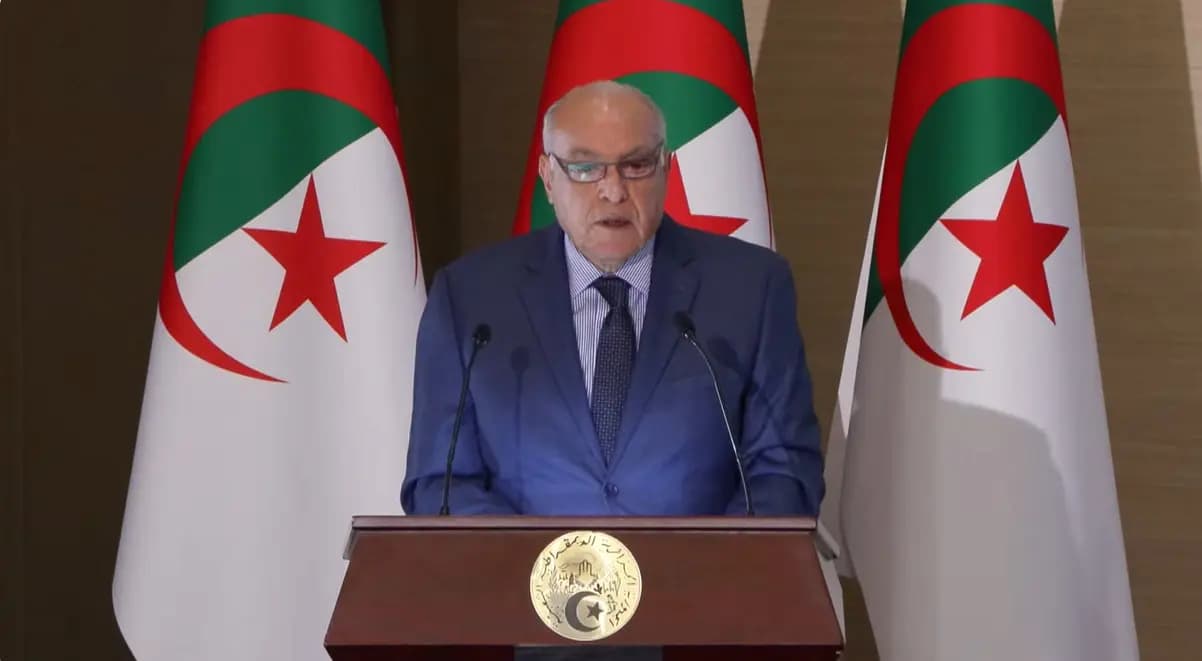 تاسمسدوت تاكريضانت غف ليبيا تورزي اكن اد د-تاف تيفرات تاسرثيث إي تزغنت ذڨ ؤواناك-أ إذڨ ذرون ذڨ-س اك إغريمن