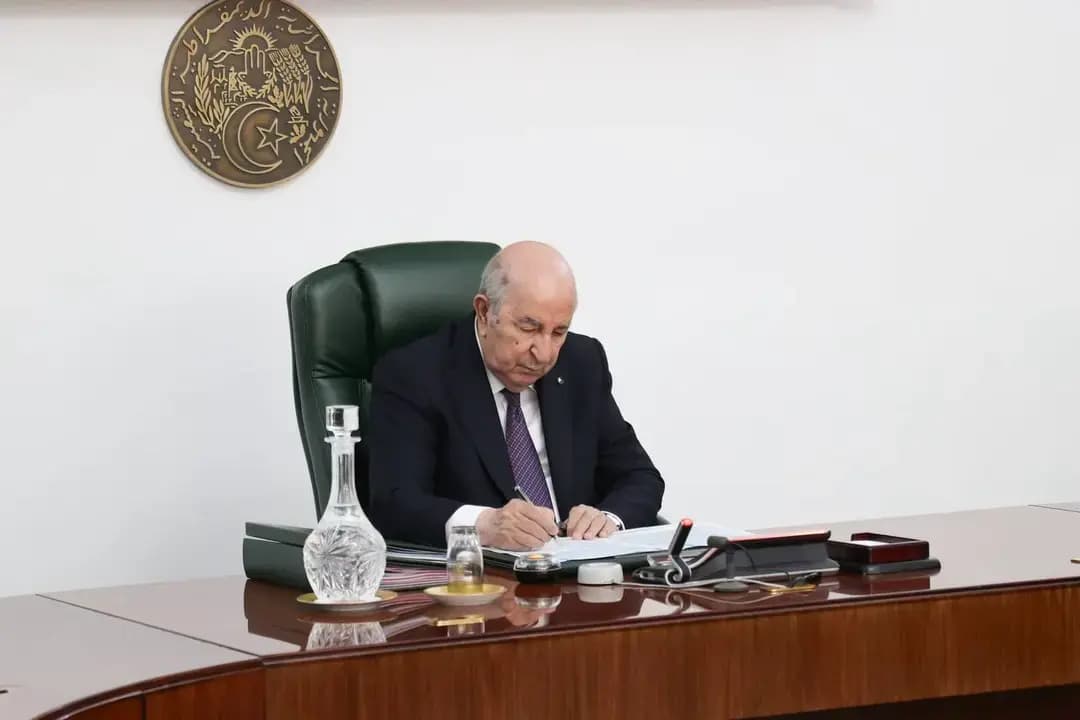 إحتث-د وسلواي ن ثڨذوذا غف وزراك ن يغثاسن ن ؤسقامو ن ينغلافن ذڨ وسضرو ن يسنفارن