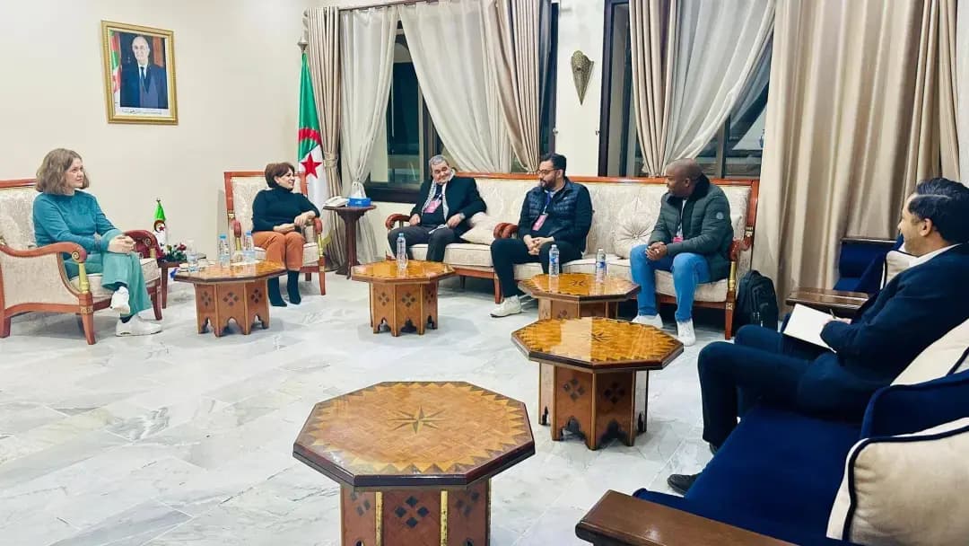 Amyager imttekki wis kraḍ gar Bendouda akked timsaduren n tegsarut