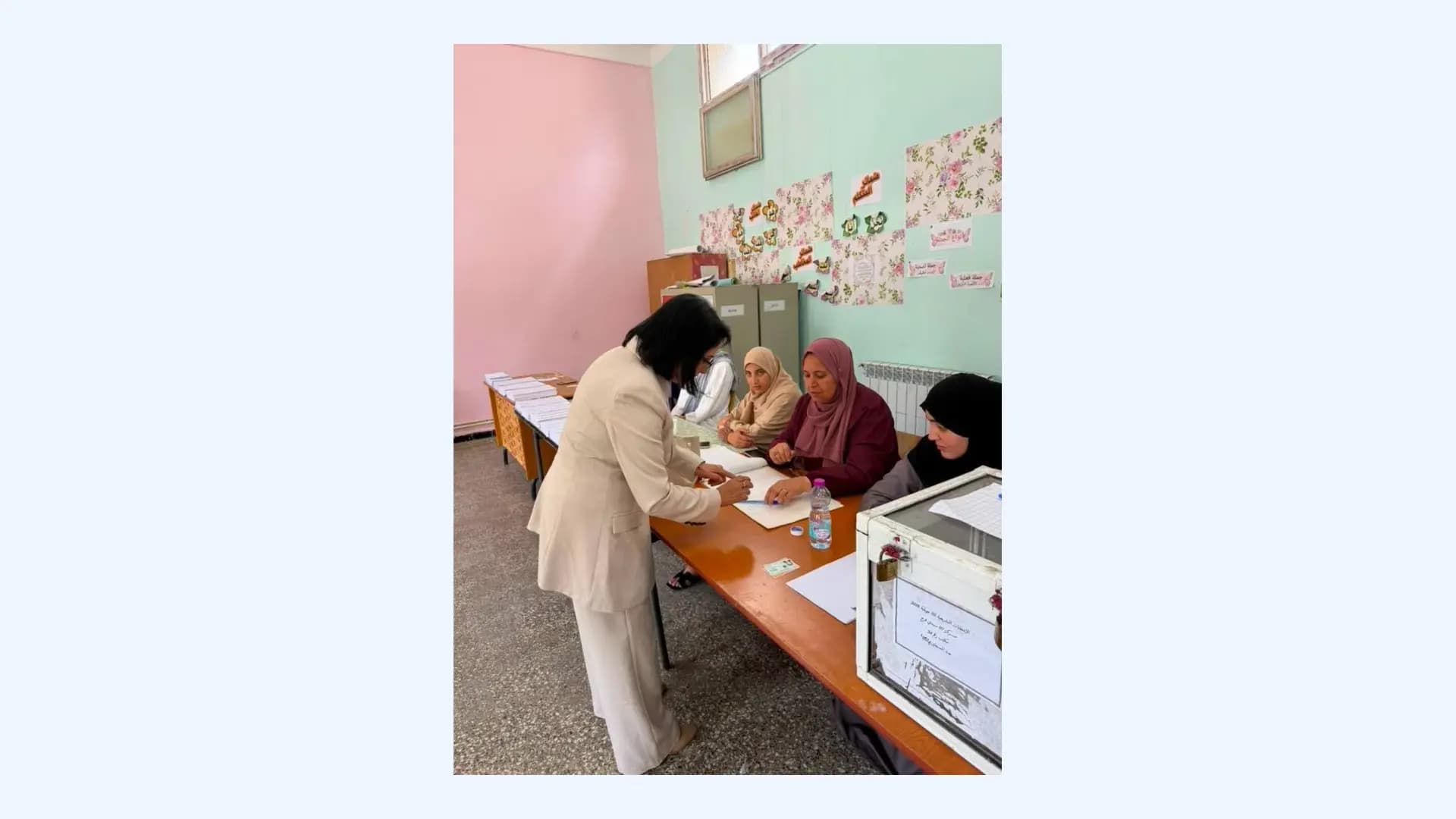 Taselwayt n ukabar n Ugraw I Usirem n Dzayer tga aɣan-is afranan