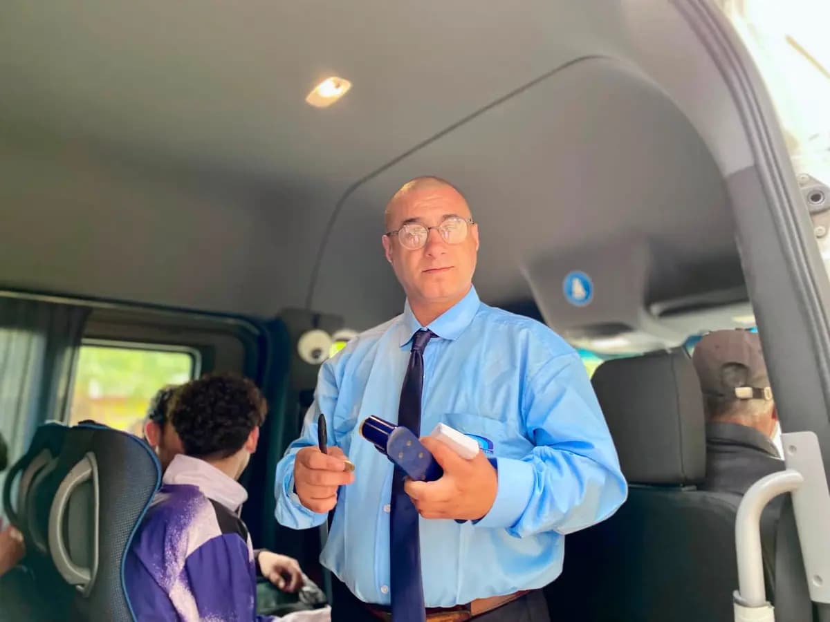 Aciri n 7 n yizriren imaynten ɣef usegdern tuqqna jar Sḥawla d Dwira