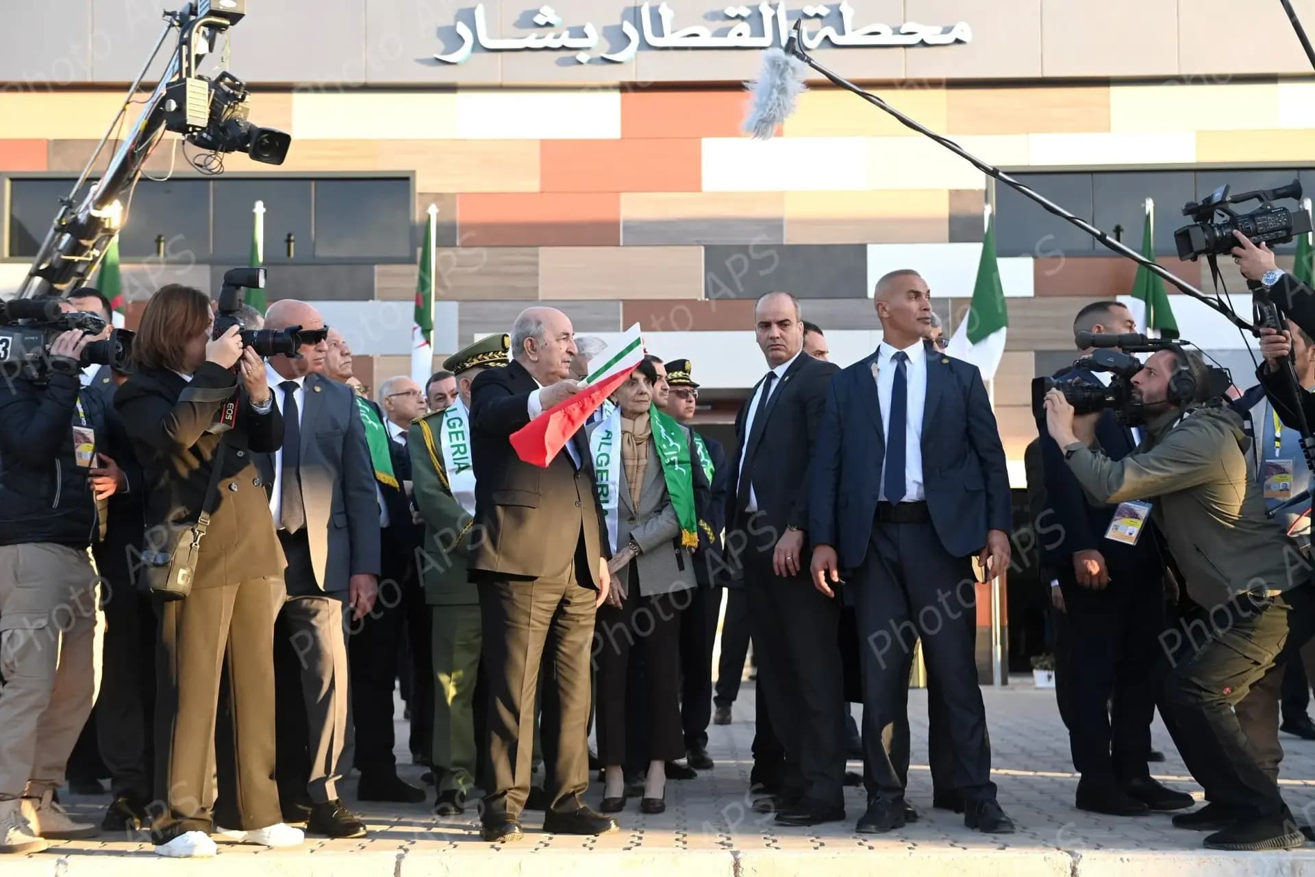 Aselway n Tegduda yefka-d tamuli n uciri n ulaway n umesni n waggaten imezwaru n wuzzal anusem seg unaɣez n Gara Djebilet