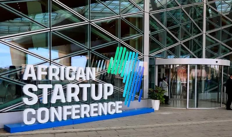 Asarag Afriqi n tgemma yettkemmil imahilen-nnes deg wass-nnes wis kraḍ aneggaru