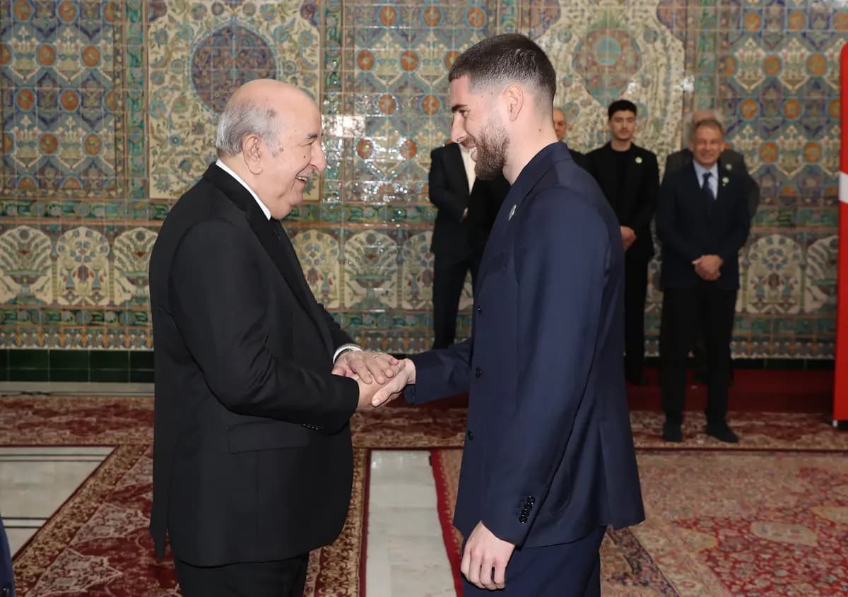 Aselway n Tegduda yermes tmagla n Tdukli tagraɣlant n tcirḍart “FIFA”