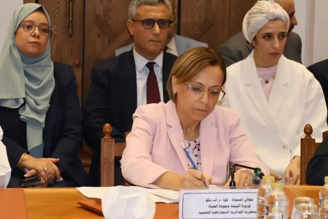 Tezzireg-d Krikou deg Lqahira ɣef tḍullit n usdusu n unmireg aɛṛab mgal unfal anezwan