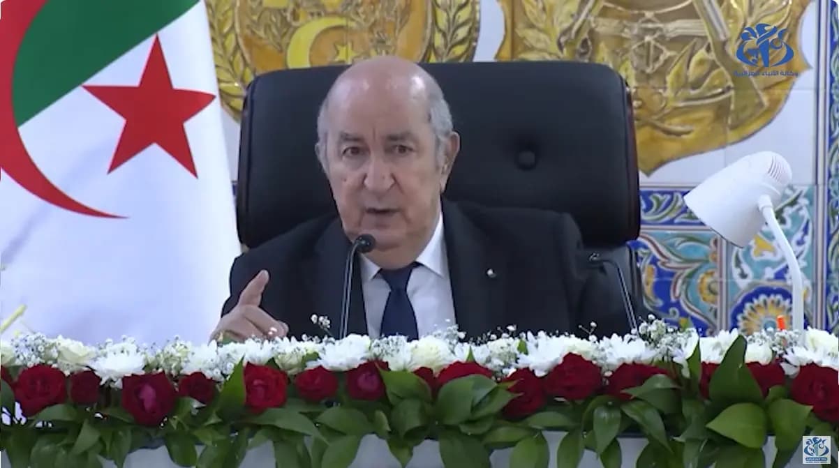 Deg yiwen n yinaw i d-yefka uselway n tegduda i yikataren d yimahalen n Tredsa Taɣelnawt Taɣerfant, ilmend n terzi-nnes, ass n akwas, ɣer tesɣimt n uɣlif n Umzaɣ Aɣelnaw, yenna-d uselway n Tegduda dakken « ilkaten iruraden i la d-yettilin deg yiswiren igraɣlanen d yimnaḍanen ḥettmen-d fell-aneɣ, ugar n zik, ad nesseǧhed amirew-nneɣ ilmend n umures mgal icqirrwen d uksab n yiglan s ussnerni n weswir n teɣḍeft d unnebges i umeẓlu n tnufa tunnigin n uɣlan.