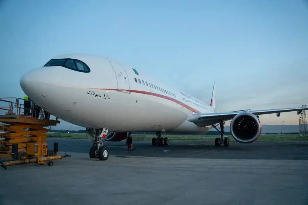 Air Algerie termes-d asafag wis sin deg ukatar n wahil n usmuynet n tanawt-nnes