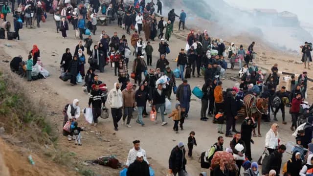 Ugar n 470.000 n yimaggajen i yuɣalen ɣer ugafa n Ɣezza ccil n yimizaten n umgaru n tenɣaɣreft taṣehyunit