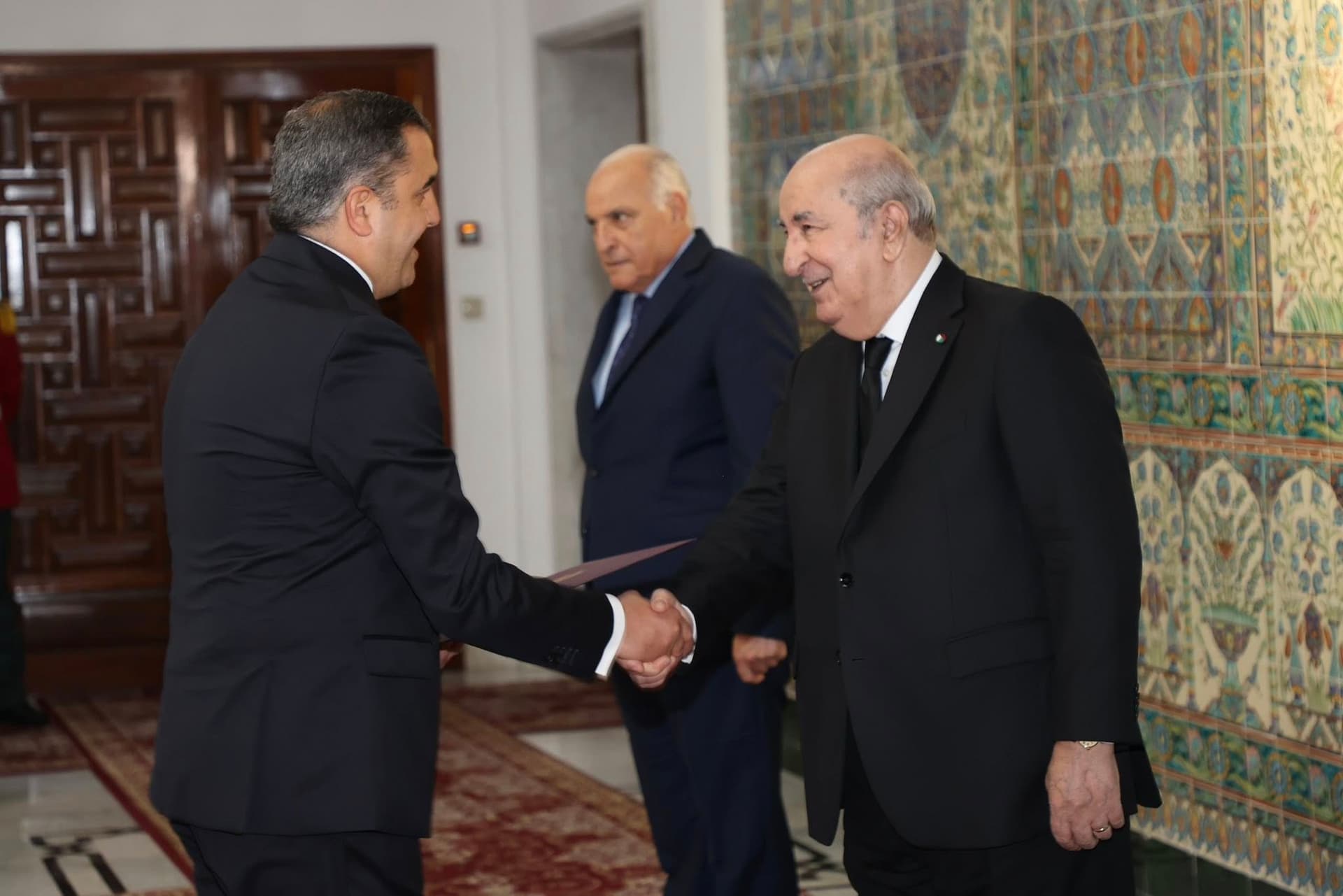 رئيس الجمهورية يشرف على مراسم تقديم أوراق اعتماد ستة سفراء