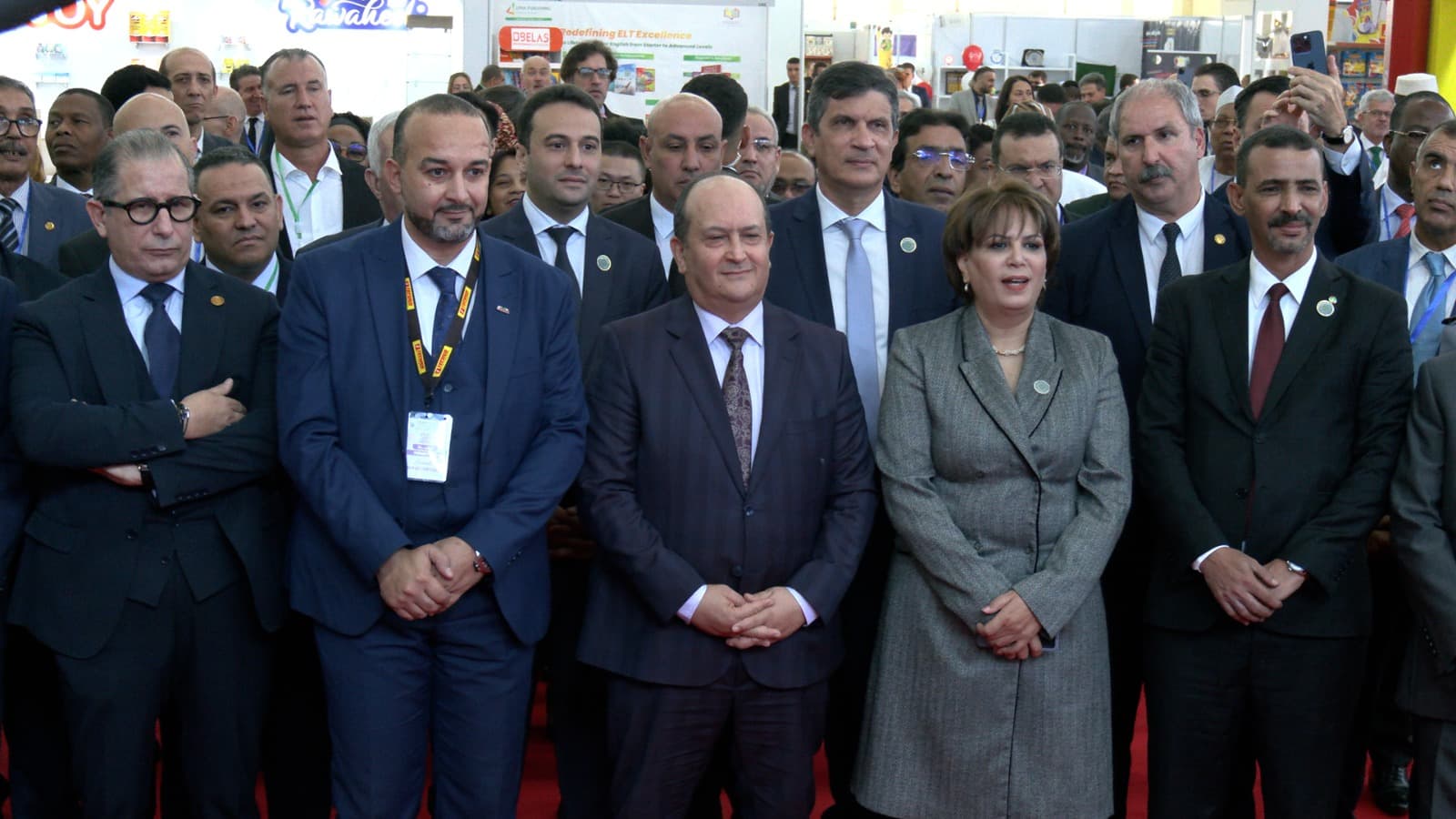 الوزير الأول يشرف على افتتاح الطبعة الـ28 لصالون الجزائر الدولي للكتاب