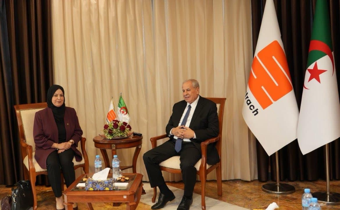 حشيشي يستقبل وفدا من لجنة الشؤون الاقتصادية بالمجلس الشعبي الوطني