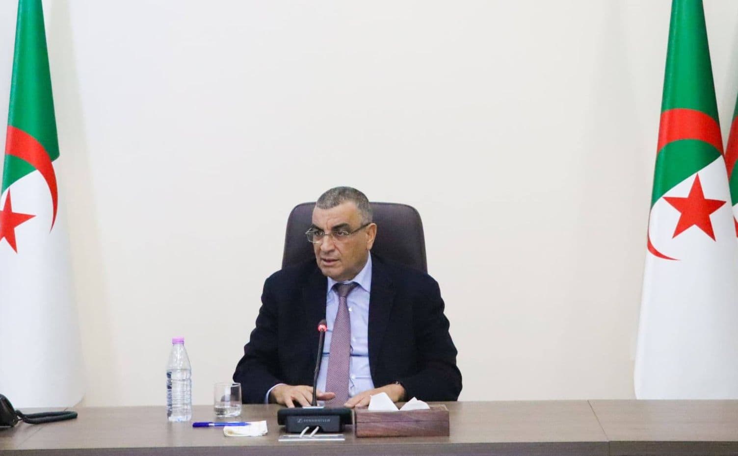 جلاوي يترأس اجتماعا لاستعراض حصيلة القطاع للفترة 2020-2025