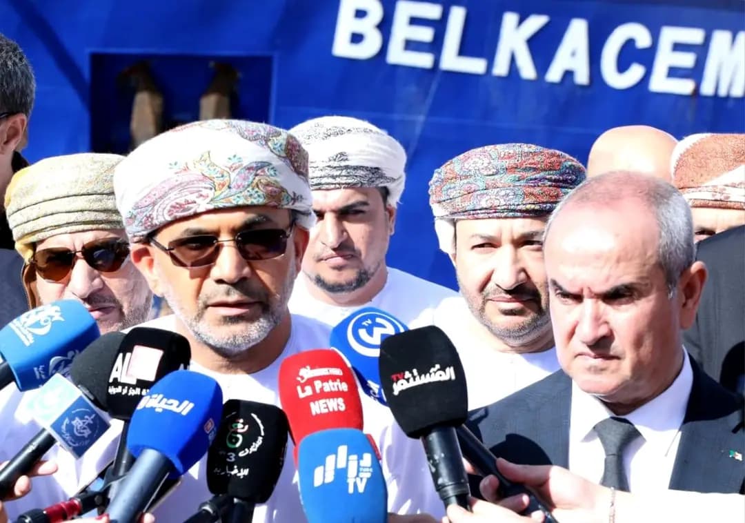 Oman’s Agriculture Minister visits facilities under maritime fishing, aquaculture sector